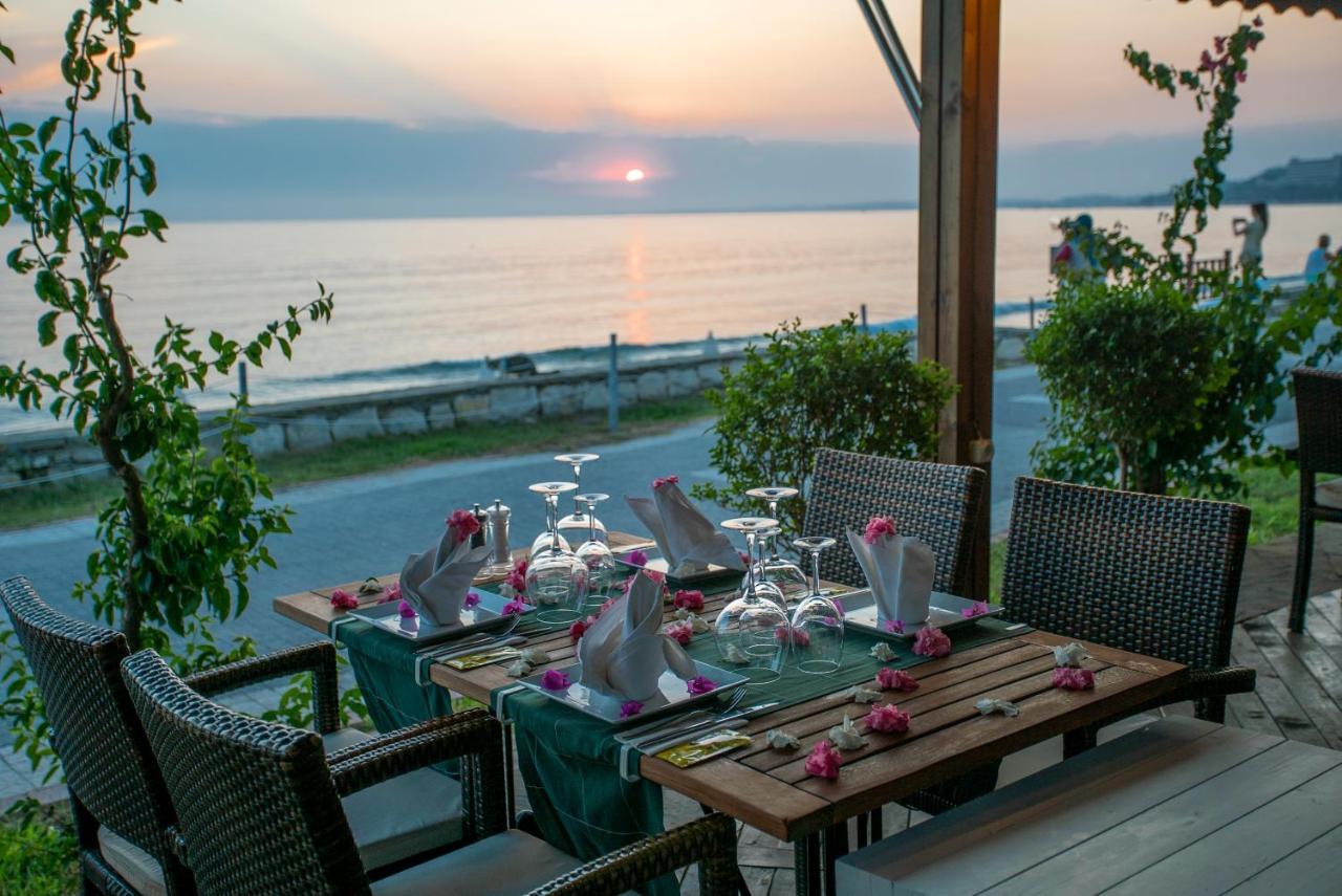 Side Beach Club Εξωτερικό φωτογραφία