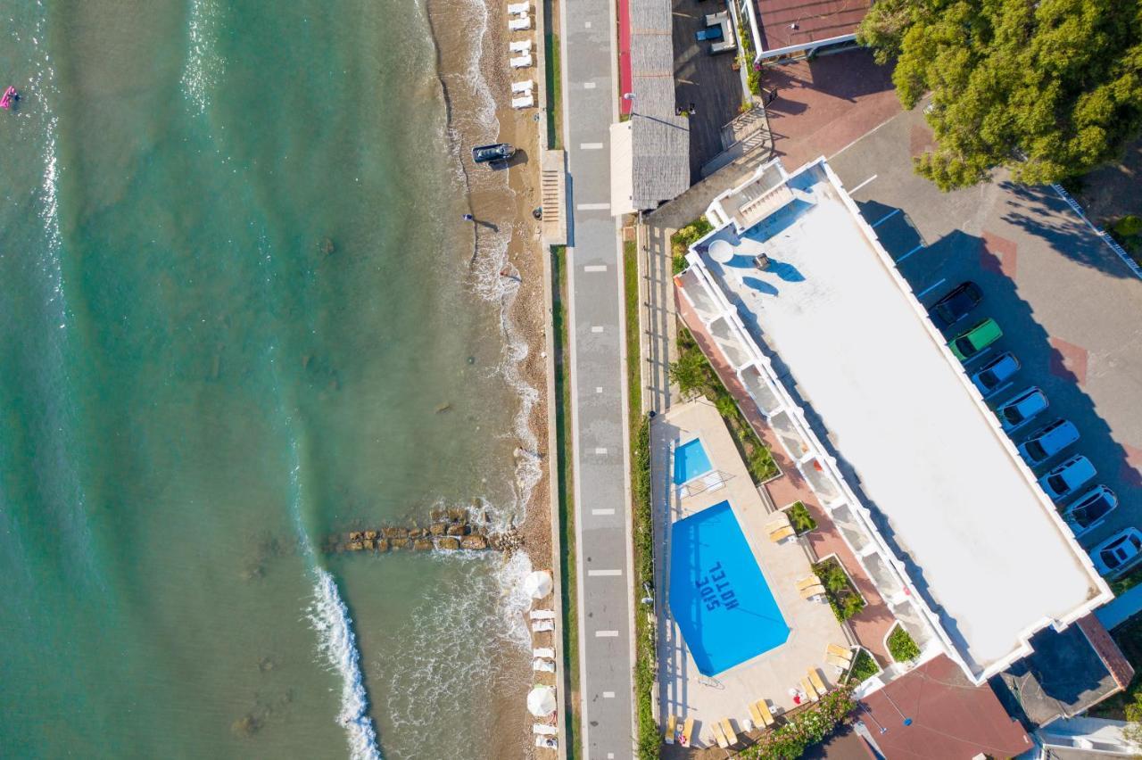 Side Beach Club Εξωτερικό φωτογραφία