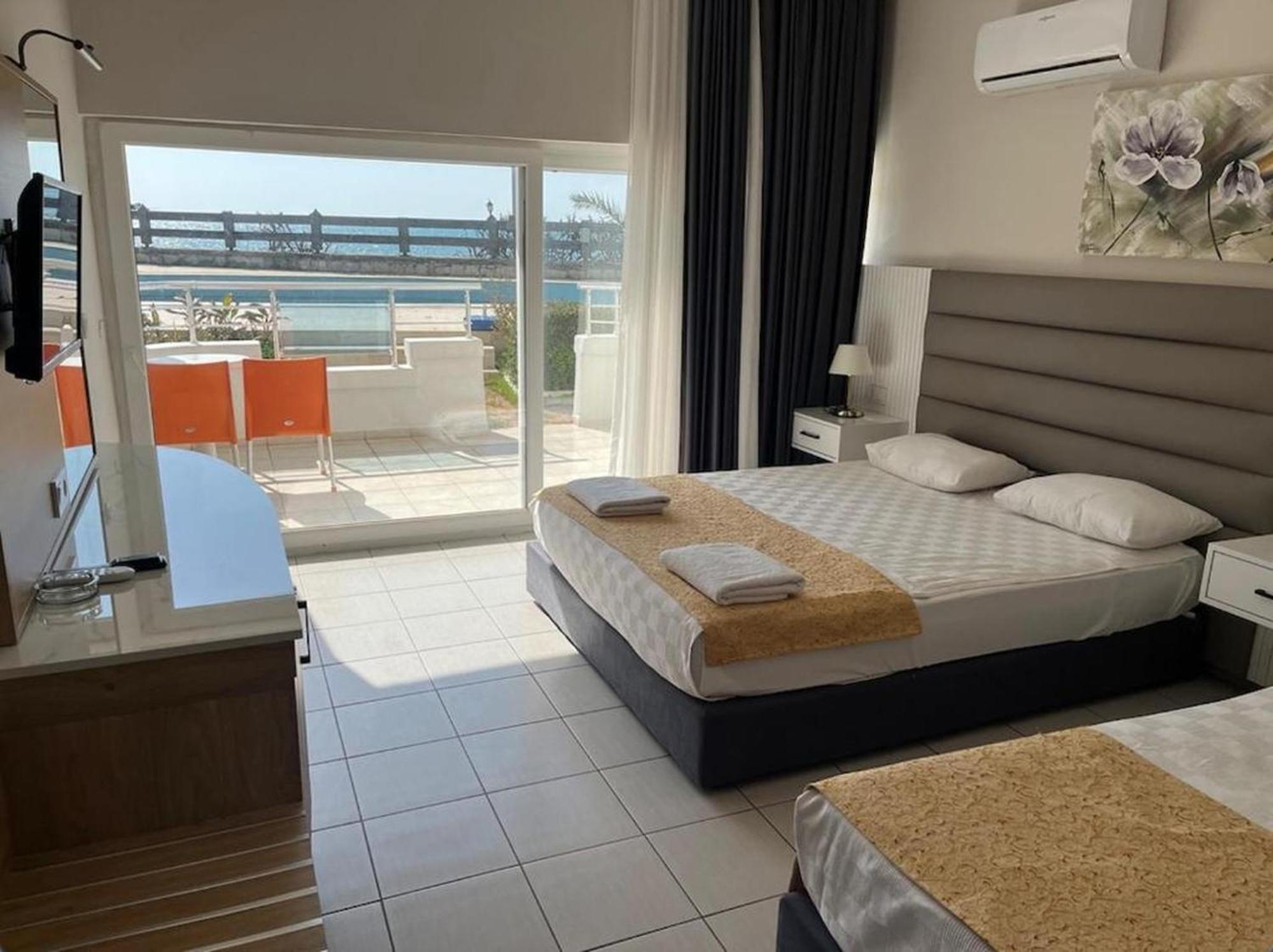 Side Beach Club Εξωτερικό φωτογραφία